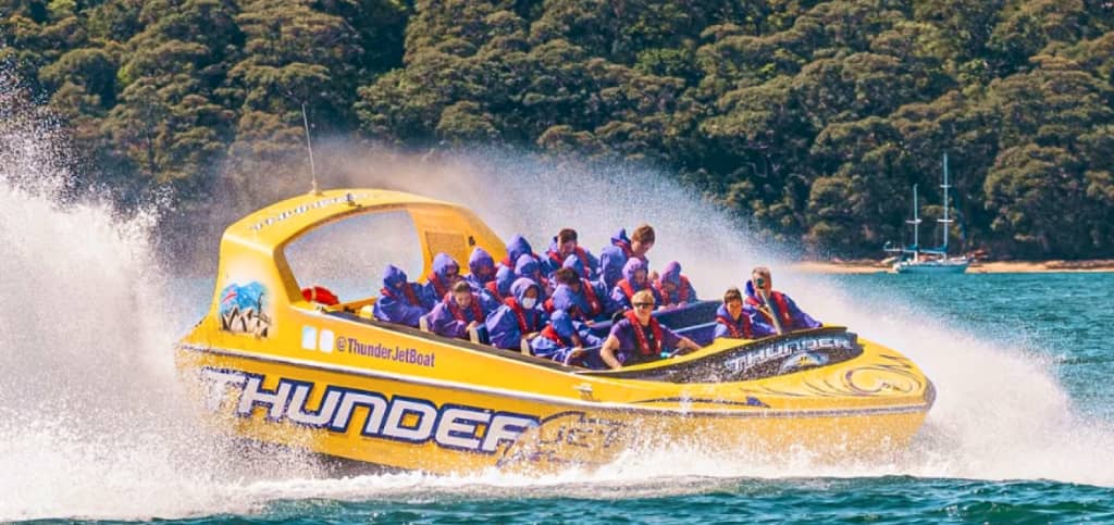 thunder jet boat banner